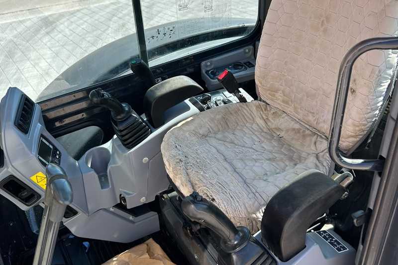 OmecoHub - Immagine KUBOTA KX057-4